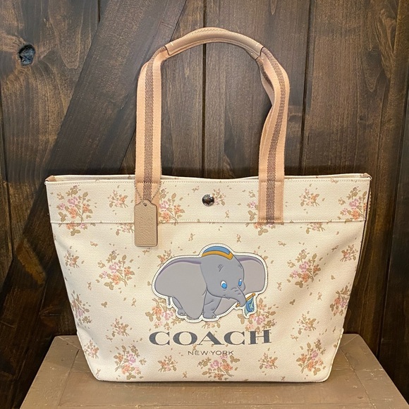coach dumbo tote